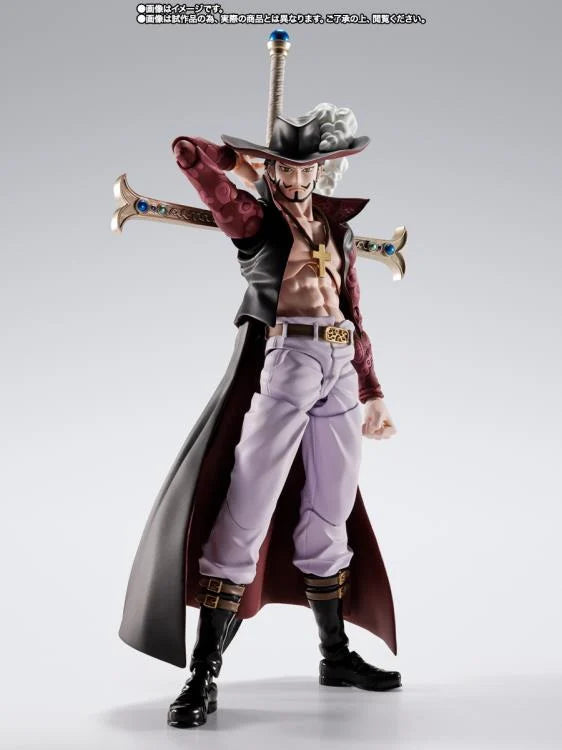 One Piece - Dracule Mihawk - Exclusive - SH Figuarts – eCollectibles