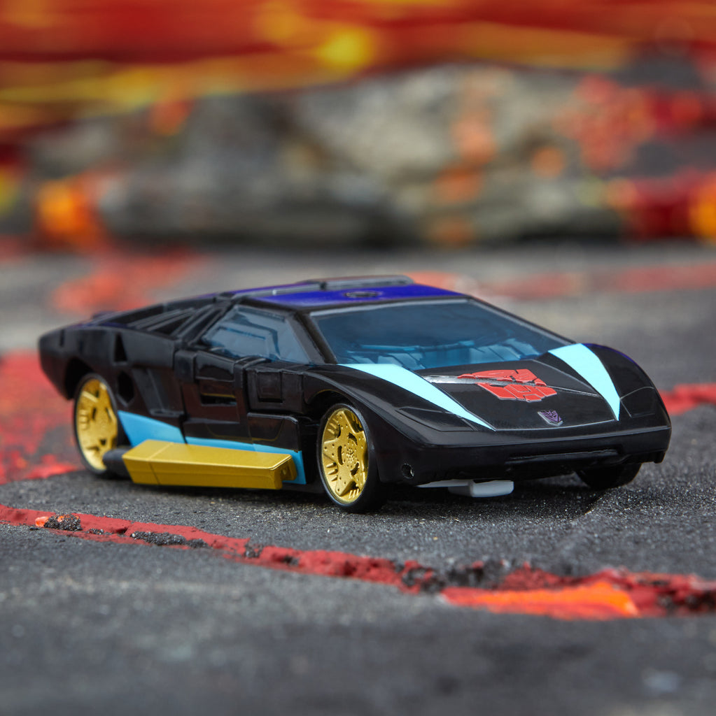 Transformers Legacy Deluxe Class Wheeljack (Universo Armada) – Action Figure Convertibile 14 Cm, Con 2 Accessori Spada, Snodata