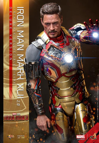 Iron Man 3 - Deluxe Iron Man Mark XLII (2.0) - MMS759D66 - Hot Toys (7732909572272)